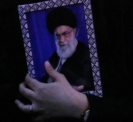 وريث المرشد.. إيران تتجه نحو &amp;quot;خلافة الظل&amp;quot; بعد خامنئي