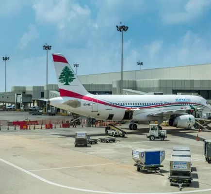 &amp;quot;شبح المرفأ&amp;quot; يلاحق مطار بيروت.. حزب الله يخزن الصواريخ بين المسافرين