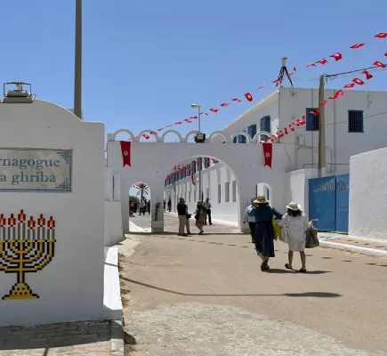 تونس... هجوم قرب كنيس الغريبة اليهودي يخلف (5) قتلى