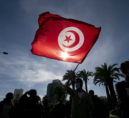 وسط مقاطعة أحزاب المعارضة... هيئة الانتخابات التونسية تتفاجأ بالعدد الكبير من الترشحات