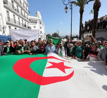 وثيقة مسربة تشدد: صرح الإخوان في الجزائر ينهار