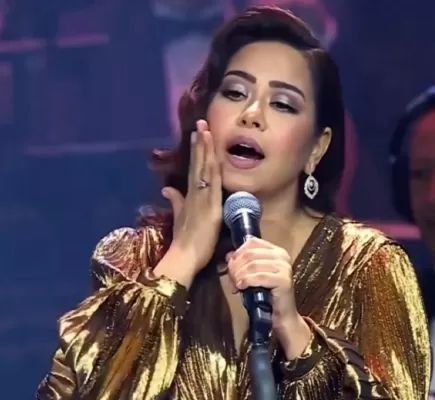 شيرين في فاصل جديد: &amp;quot;سجن النسا واحشني&amp;quot;
