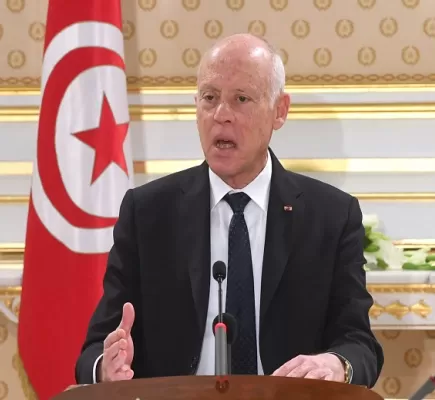 استطلاع رأي جديد بتونس يكشف الشعبية الكبيرة لسعيّد.. تفاصيل