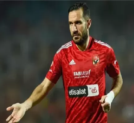 الأهلي يعبر الحدود ويقترب من القمة في ليلة عودة معلول