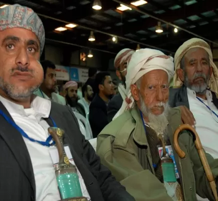 إخوان اليمن والعبث بمقدرات البلاد... تفاصيل مثيرة لخيانة جديدة