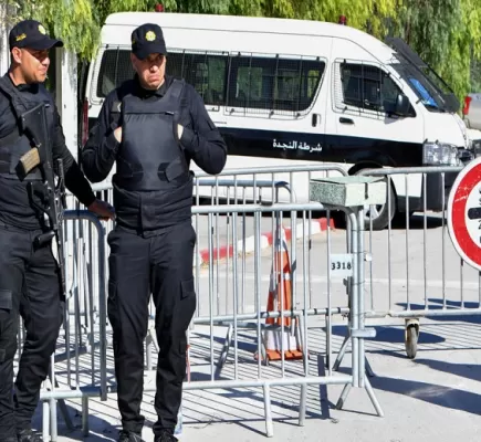 في حربها ضد الإخوان... السلطات التونسية تعتقل رجال أعمال مؤثرين في مجال المال والاقتصاد