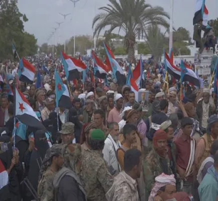 دعوة إلى مليونية في عدن لتفكيك نفوذ الإخوان وتطهير &amp;quot;المجلس الرئاسي&amp;quot;