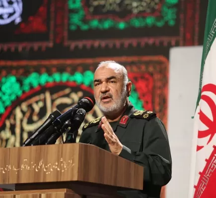 مدرج في عدة قوائم سوداء... ماذا تعرف عن القائد الأعلى للحرس الثوري الإيراني حسين سلامي؟