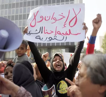 الإخوان محاصرون عالميّا.. والإسلام السياسي باتجاه الأفول