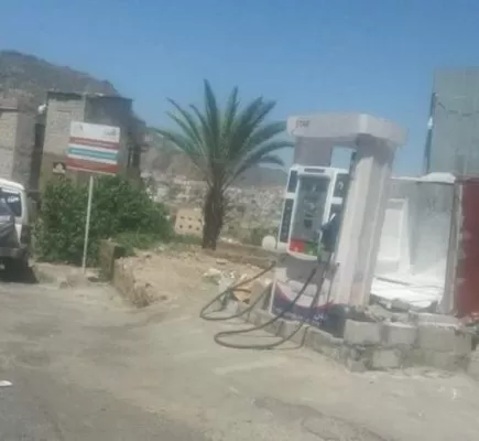 عودة طرمبات الغاز إلى أحياء وشوارع تعز تكشف فساد الإخوان