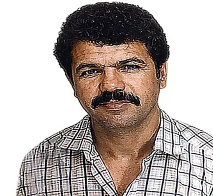 محمد الرديفي شاعر التجريب والبحث عن المعنى بين فرنسا وتونس