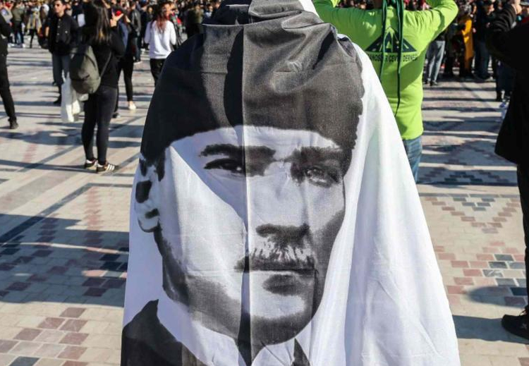 لماذا يقحم أردوغان ذكرى أتاتورك في تدخّله العسكري بليبيا؟