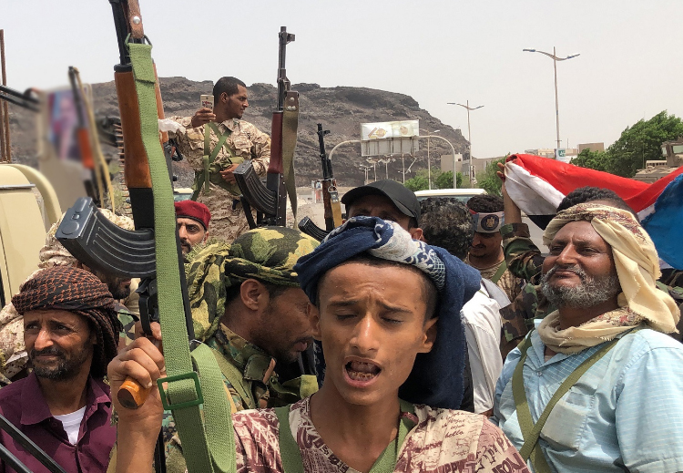 لماذا يسعى حزب الإصلاح الإخواني لشق اليمن لصالح أردوغان؟